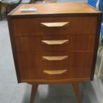 454 2781 CHEST OF DRAWERS
